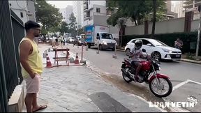 Cliente casado quis dar pro Motoqueiro