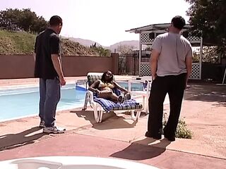 Ideal black honey gets double permeated at the pool