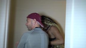 la belle shemale estelle monty baise par deux bivoici la belle shemale estelle...