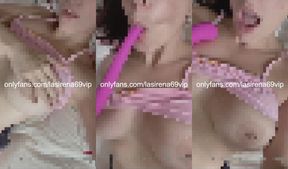 LaSirena69 Exploring Her New Sex Toy