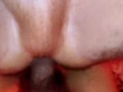 Macho peludo cabalgando verga gruesa de latino a pelo