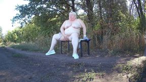 Mother-in-law in the Park Undresses and Masturbates to Orgasm on a Bench