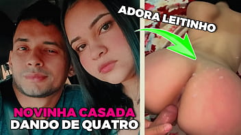 Esposa safada dando de quatro