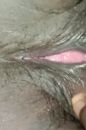 Bhabhi&#039;s Pussy and Sweet Water