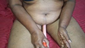 Hot and lonely Asian milf gets her rocks off
