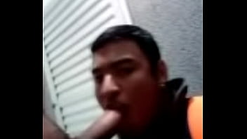 VENEZUELANO COLOCANDO CAFU&Ccedil_U PRA CHUPAR