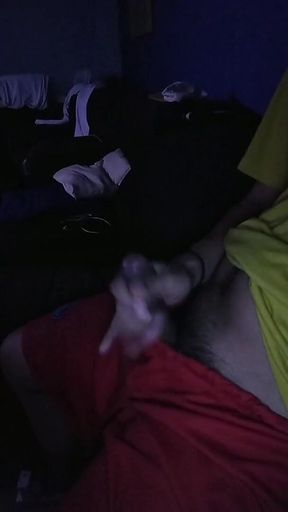 Tocandome En La Sala