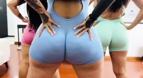 Girls&#039; Afternoon Ends in a Super Hot Threesome