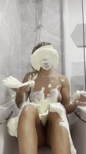 Pies to the Face Naked in the Bath
