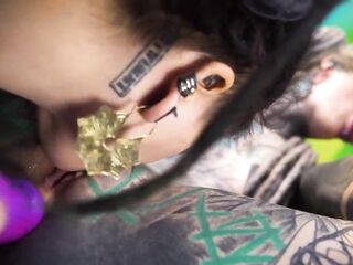 Alt Babe threesome with Anal Gapes, Cum Swap and Facial