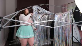 Curvy Content Creator Bea York Cleans Up After Photoshoot with Tits Out