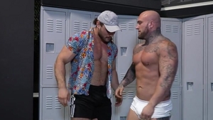 TGS0839 - Gunner gets A Rub Down