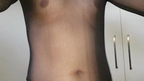 Dani_leg in Tan Pantyhose Showing off Sexy Legs