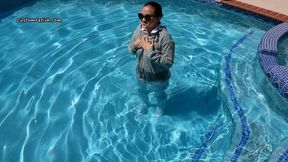 Roxy Wets Clothes in the Pool HD (1920x1080)