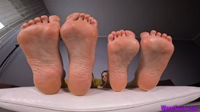 Close Up Feet - Barefoot - HD MP4