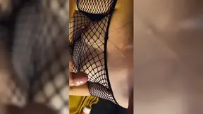 Hot wife gets a mouthful of cum in close-up