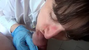 Sperm On The White Apron - TacAmateurs