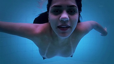 Bianca Brito vem para sua primeira cena na Hardbrazil e senta na madeira do negão - Higor Negrao