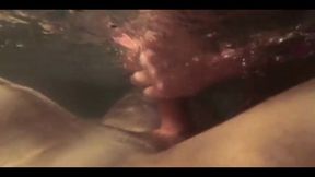 Stepmom Likes to Suck Underwater