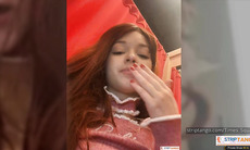 Intense solo cam all her! Excitement- Faster now don t spill!