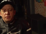¡Noche de Infidelidad!  Pareja Discute en un Bar y Ella lo engaña con el Barman