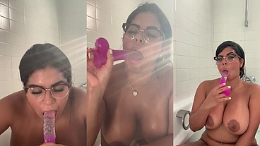 Hot masturbation in the bathtub, playing with my big dildo