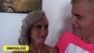 MILF Helena Valentina's Massive Orgasm In A Cum Filled Threesome!