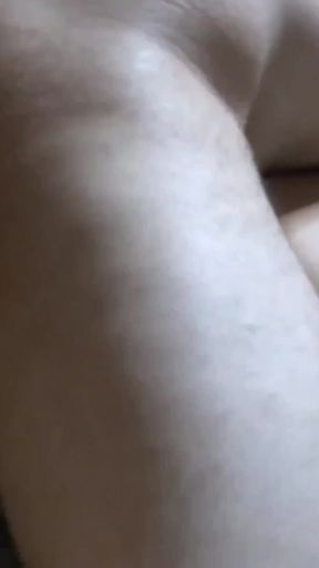 Mature scream smashing her ass   Clip 1