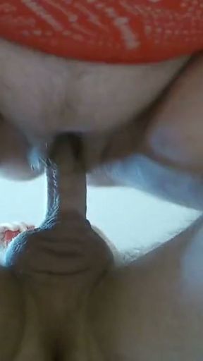 loves to sit astride a dick and feel cum in her pussy   Clip 1