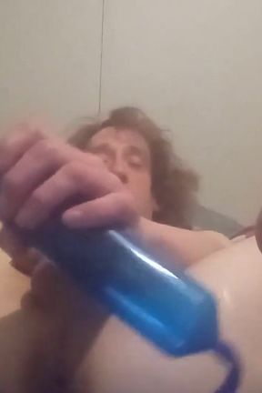 Masturbating with My Phallus (penis) Pump Lazily