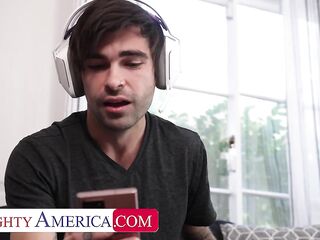 NaughtyAmerica: Large tit mother I'd like to fuck Charli Phoenix plays videogames with son's ally previous to.. on PornHD