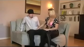 Jealous Mom Is An Anal Whore