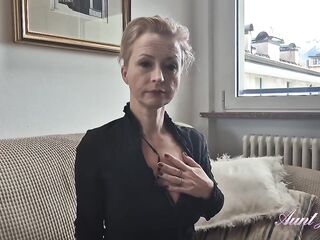 Breasty Amateur mother I'd like to fuck Wanilianna Fantasizes About U Until This babe Cums