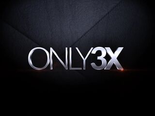 Chloe Dash pulls her pants over so her vagina can be drilled - Test