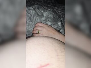 Step son after surgery get a tugjob from step mamma priceless hand