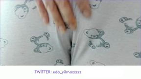 MASTURBATE WITH PAJAMAS- RUBBING PUSSY WITH PAJAMAS- CAMELTOE