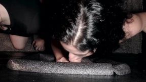 Vanessa Cliff's Secret Encounters: A Thrilling Gloryhole Experience