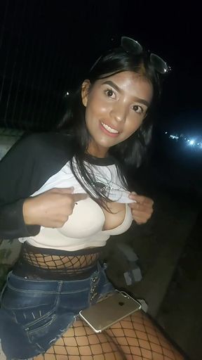 I a 19-year-old unknown woman - Angelhotmex