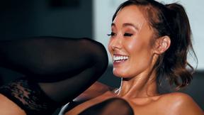 Desperate female Christy Love wants to get impregnated!