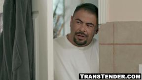 Tori Easton dominates mature hottie Draven Navarro