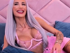 Huge tits grey haired babe toying on webcam show