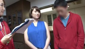 Japanese MILF and her son will win 1 million yen