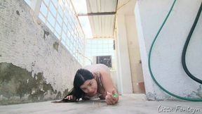 GIANT SMOKES AND HUMILIATES HIS LOSERS