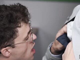 STUDS - Troye Dean Sucks Luke Connors, Gets His Butt Eaten, Then Rides His Shlong For A Hawt Finish