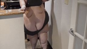 SpanxBeluga's Extreme SSBBW Trampling Session (mp4)