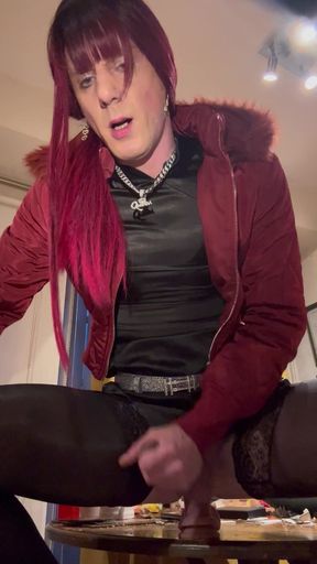 Jess Silk Rides Dildo