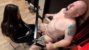 Latex Goddess Play With Slave For Self Amusement