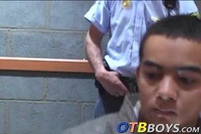 Sexy hunk David Contreras loves being a little prison bitch